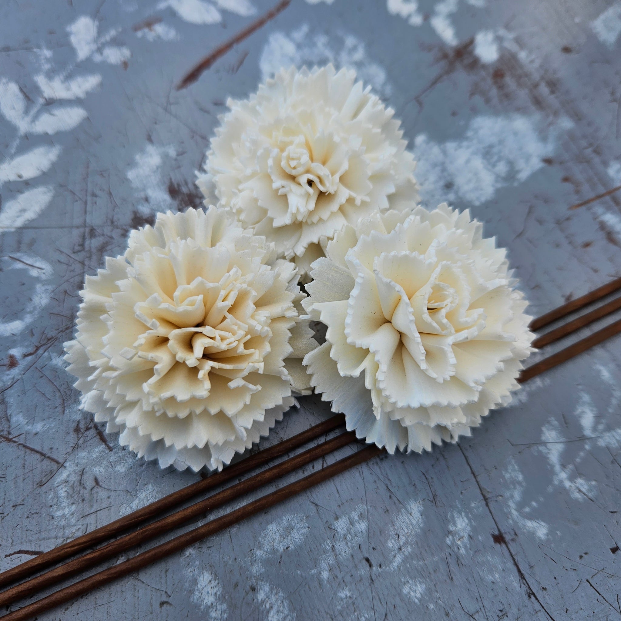 Handmade Flowers - Sola Flower Small White Carnation - 4cm